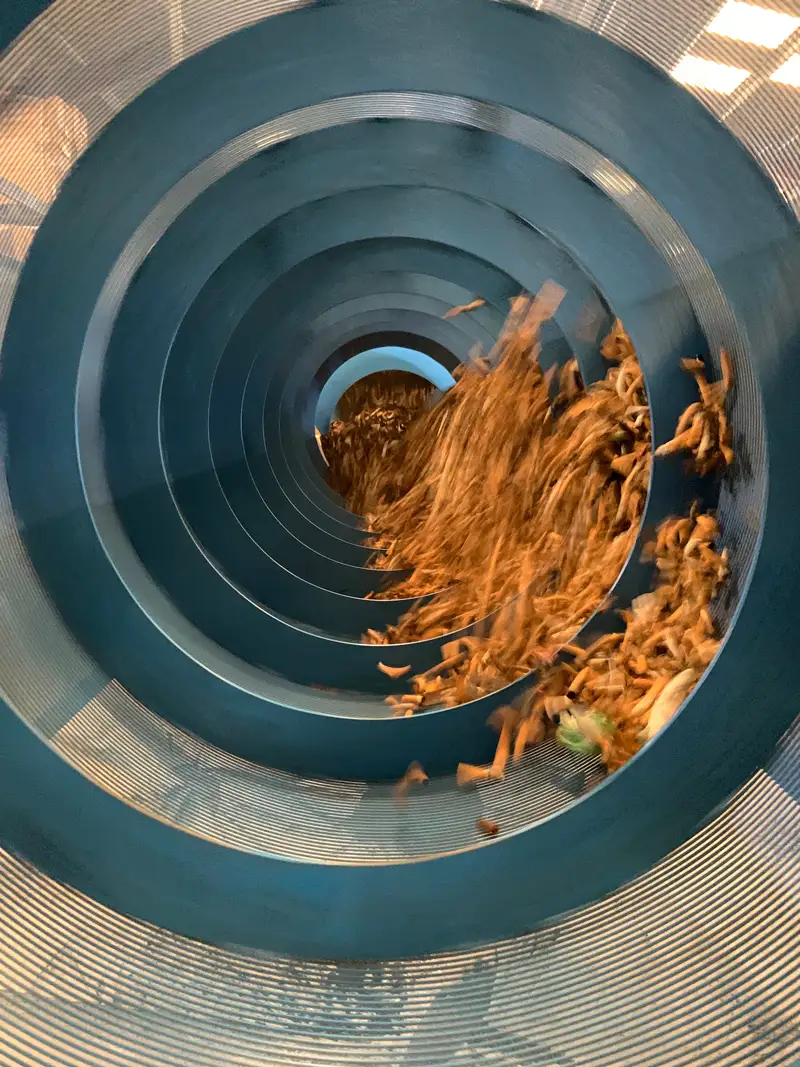 La valorisation double intérêt stratégique Keenat, sensibilisation, collecte, recyclage et valorisation des déchets Paris